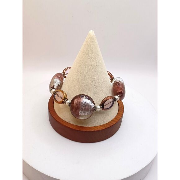 Vintage Stunning Bracelet of Purple, Silver Art Glass with Spacers of Faux Pearl - Picture 3 of 5